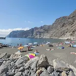 Atico Gigantes Vistas+wifi 600 Mbps + Playa * サンティアゴ・デル・テイデ