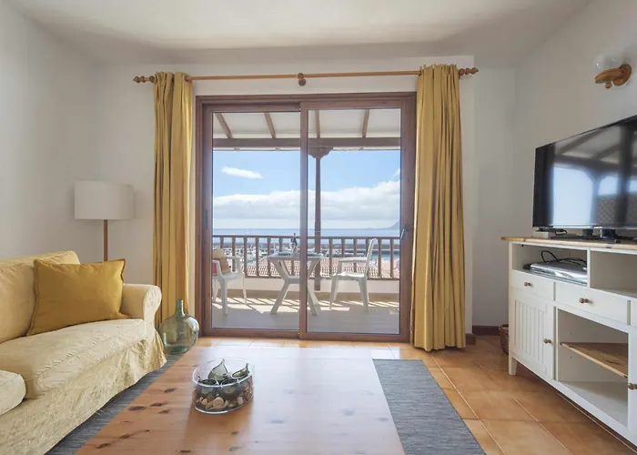 Atico Gigantes Vistas+wifi 600 Mbps + Playa 公寓 *